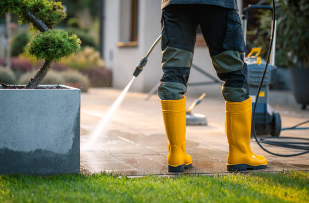 Why Choose Our Certified Pressure Washing Experts for Your Project Needs in Wahpeton, ND?
